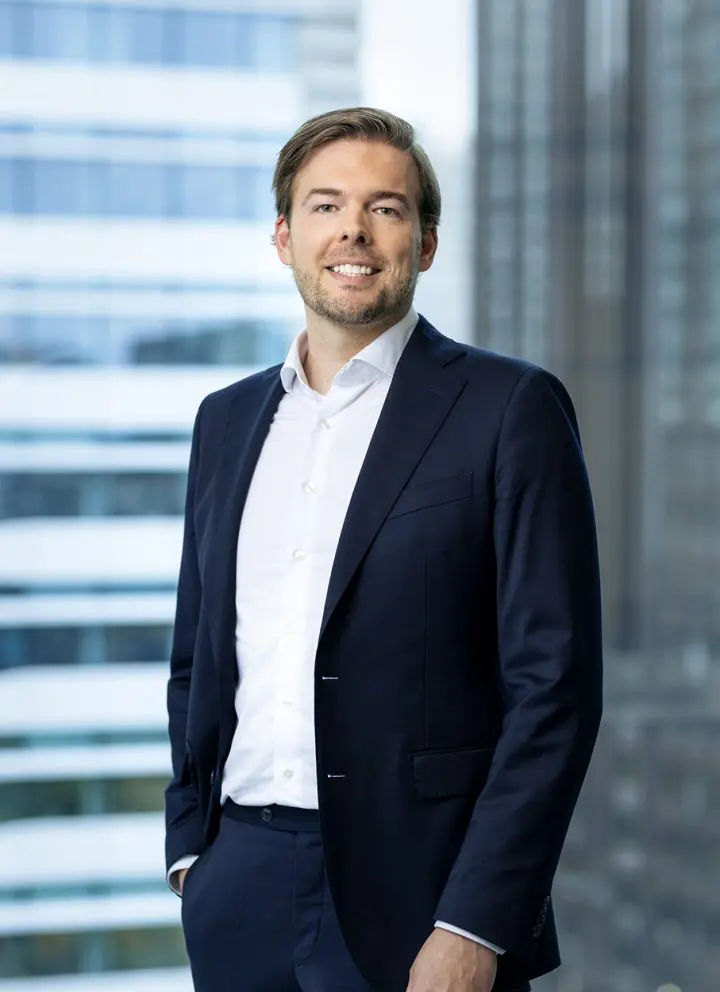 Nathan Hoeffnagel, Advocaat bij Addleshaw Goddard
